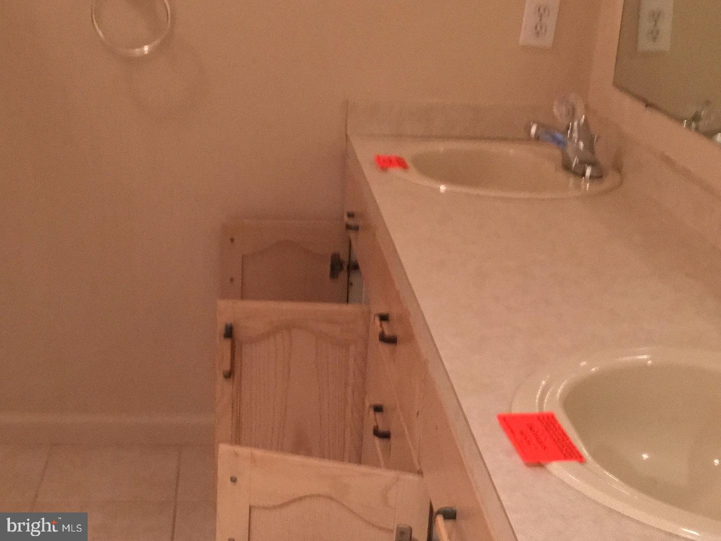 99 Windingbrook Road Bordentown, NJ 08505 - Photo 5 of 23 Master Bathroom