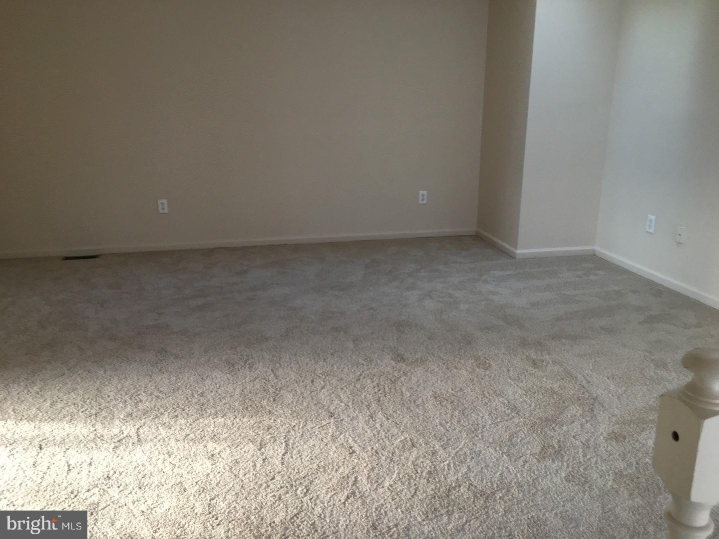 99 Windingbrook Road Bordentown, NJ 08505 - Photo 10 of 23 Living Room
