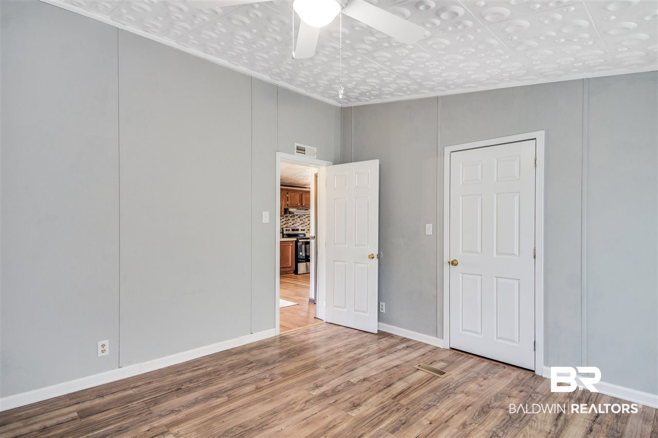 23587 Cumberland Road Robertsdale, AL 36567 - Photo 27 of 36