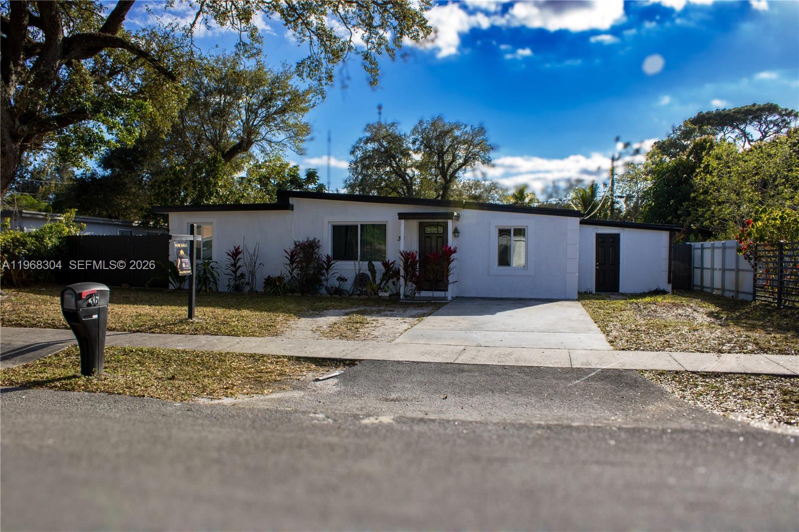 36 Miami Gardens Road West Park, FL 33023 - Photo 2 of 26 Acutal front structure photo