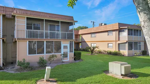 $125,000 | 308 Brittany G, Delray Beach, FL 33446