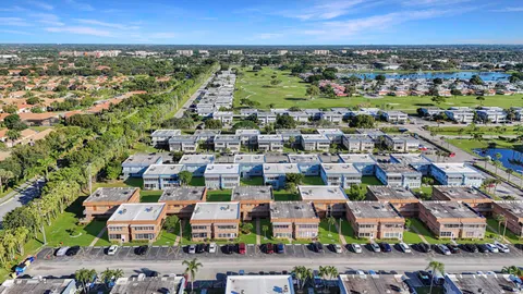 $125,000 | 308 Brittany G, Delray Beach, FL 33446