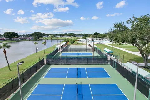 $125,000 | 308 Brittany G, Delray Beach, FL 33446