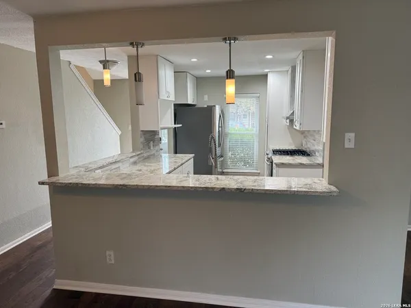 $2,200 | 129 Oak Grove Drive, Boerne, TX 78006