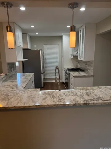 $2,350 | 129 Oak Grove Drive, Boerne, TX 78006