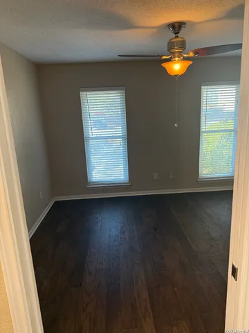 $2,350 | 129 Oak Grove Drive, Boerne, TX 78006