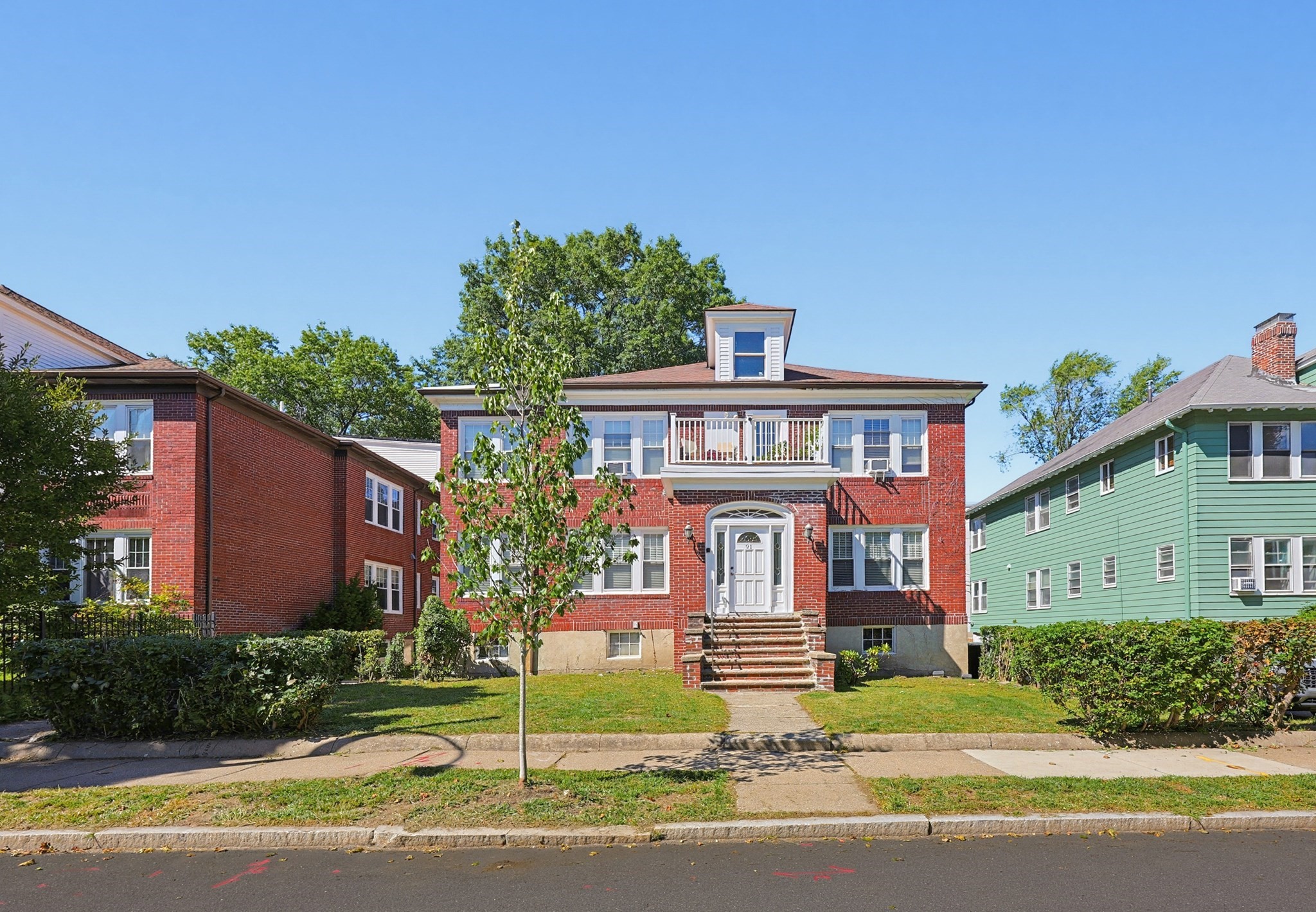 91 Verndale Street Brookline, MA 02446 - Photo 1 of 41 Gallery Image 1