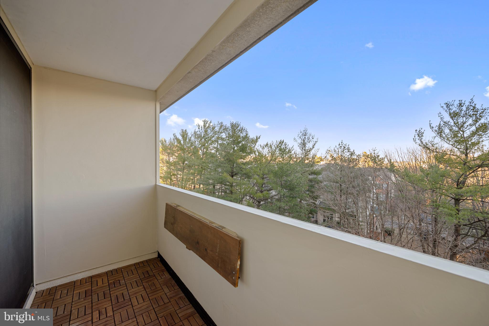 5911 Edsall Road, Unit 805 Alexandria, VA 22304 - Photo 23 of 37