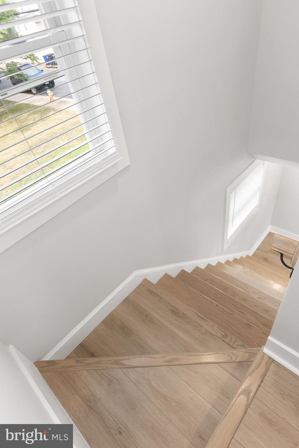 2918 17th Street South Arlington, VA 22204 - Photo 19 of 30 a view of a bedroom and window