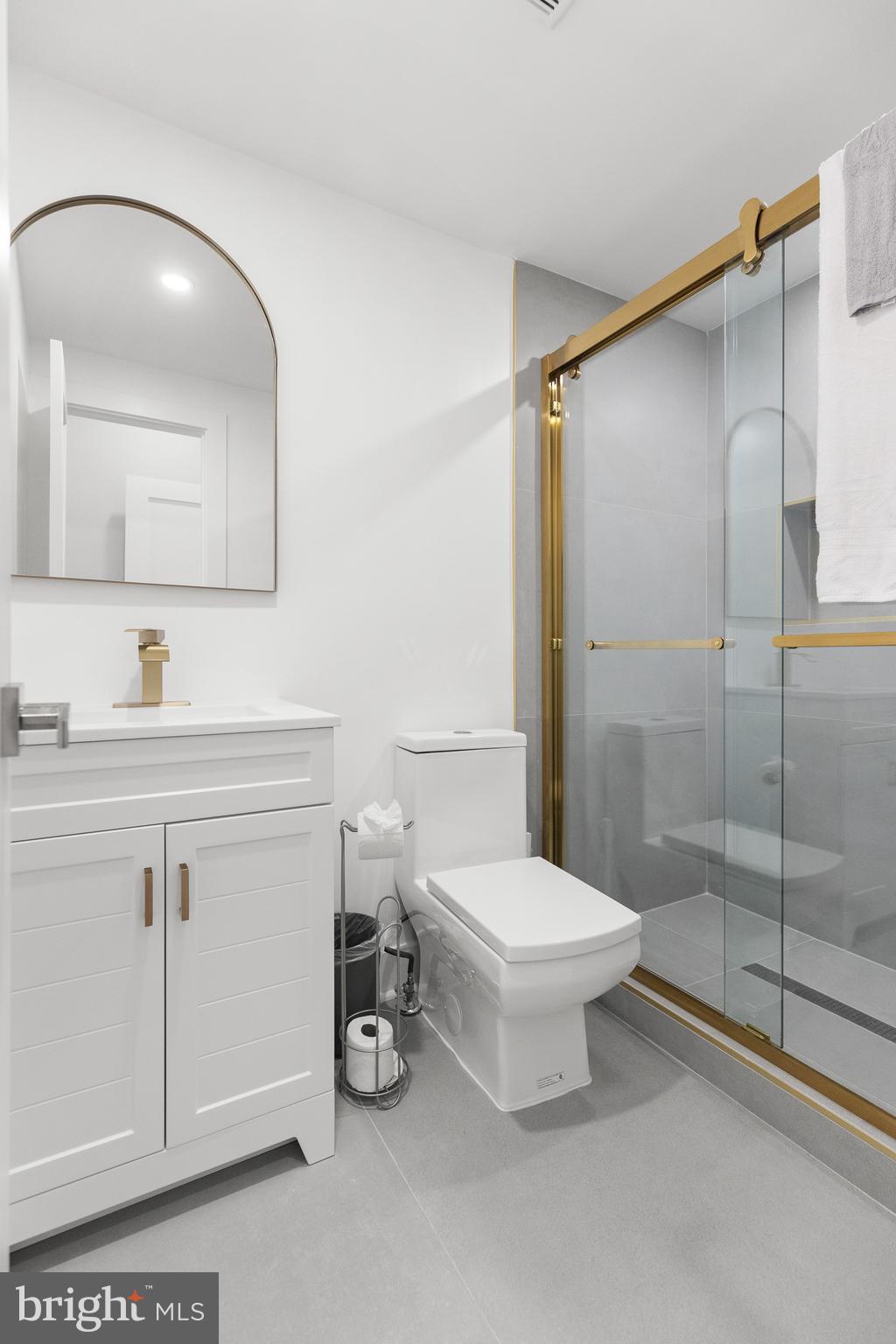 2918 17th Street South Arlington, VA 22204 - Photo 27 of 30 a bathroom with a sink toilet and shower