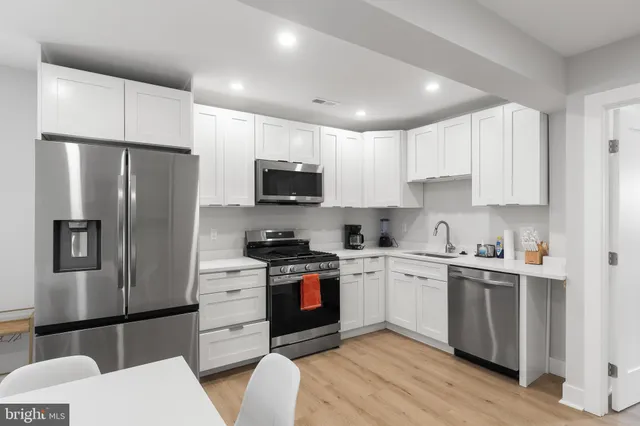 $5,000 | 2918 17th Street South, Arlington, VA 22204