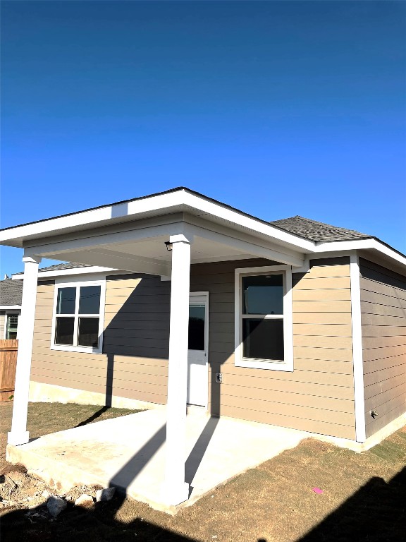121 Old Stagecoach Road Jarrell, TX 76537 - Photo 23 of 23 a view of front of house