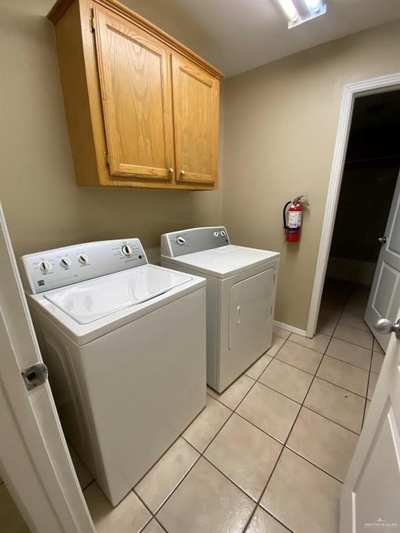 2409 North I Street, Unit G McAllen, TX 78501 - Photo 10 of 10 a utility room with dryer and washer