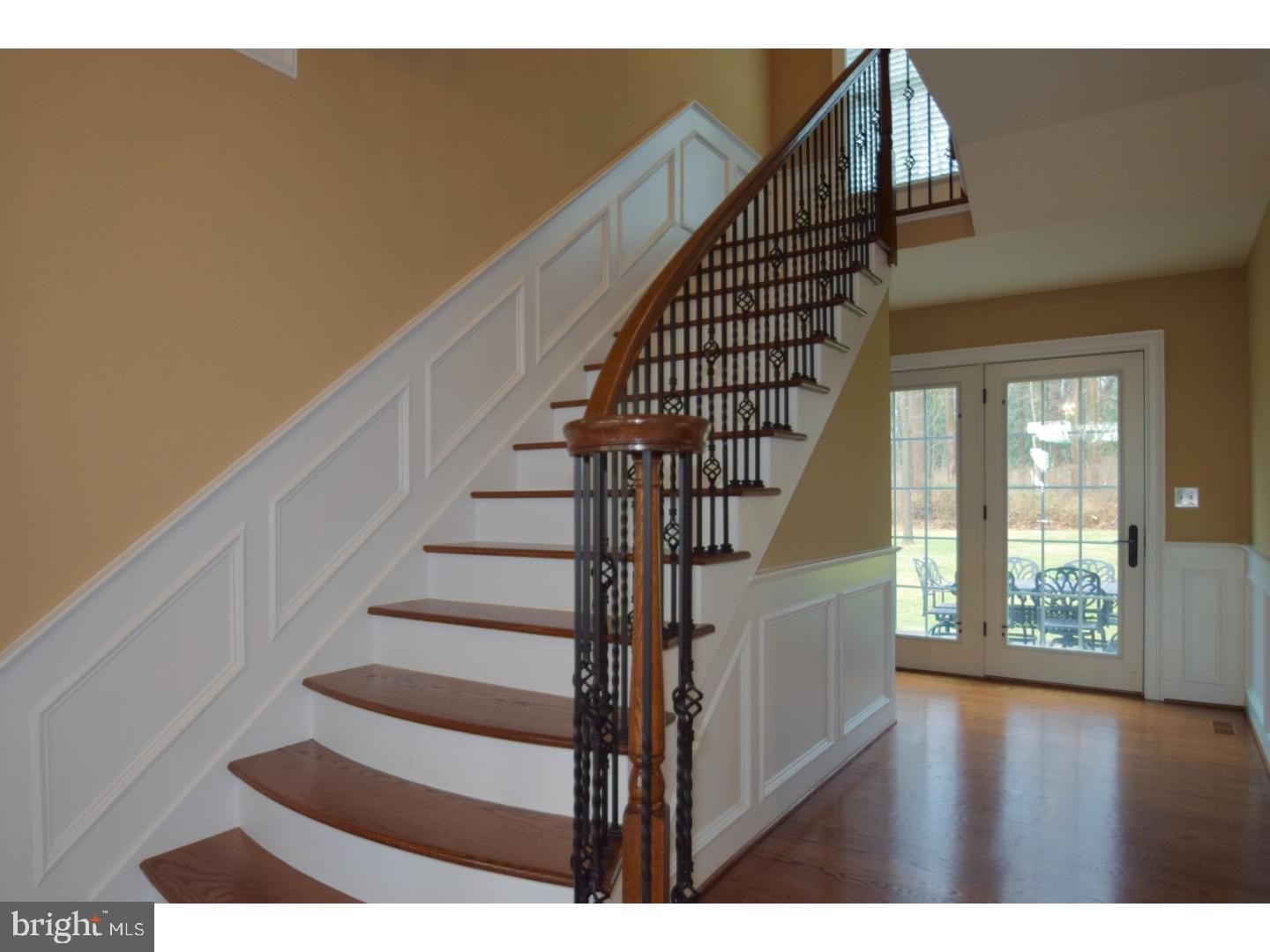 6573 Upper York Road New Hope, PA 18938 - Photo 7 of 25 Foyer
