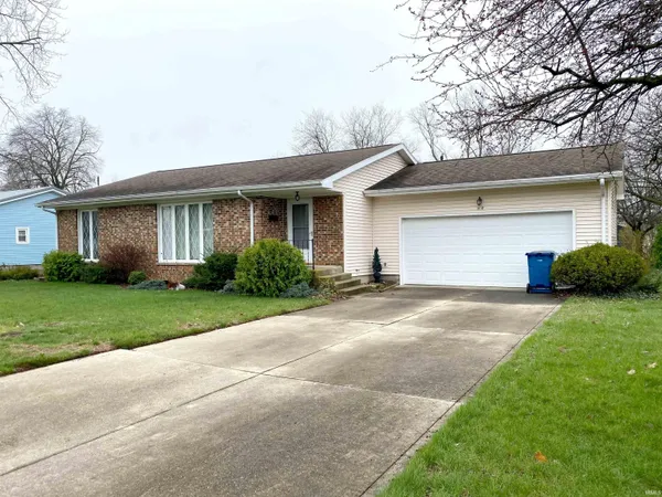 1315 Rochester Boulevard, Rochester, IN 46975