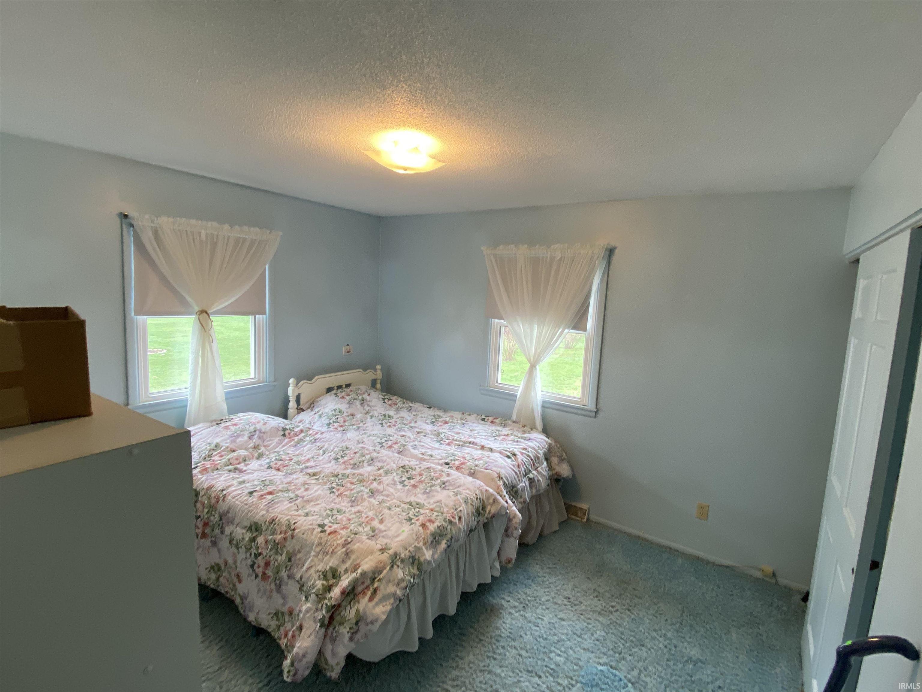 1315 Rochester Boulevard Rochester, IN 46975 - Photo 5 of 14