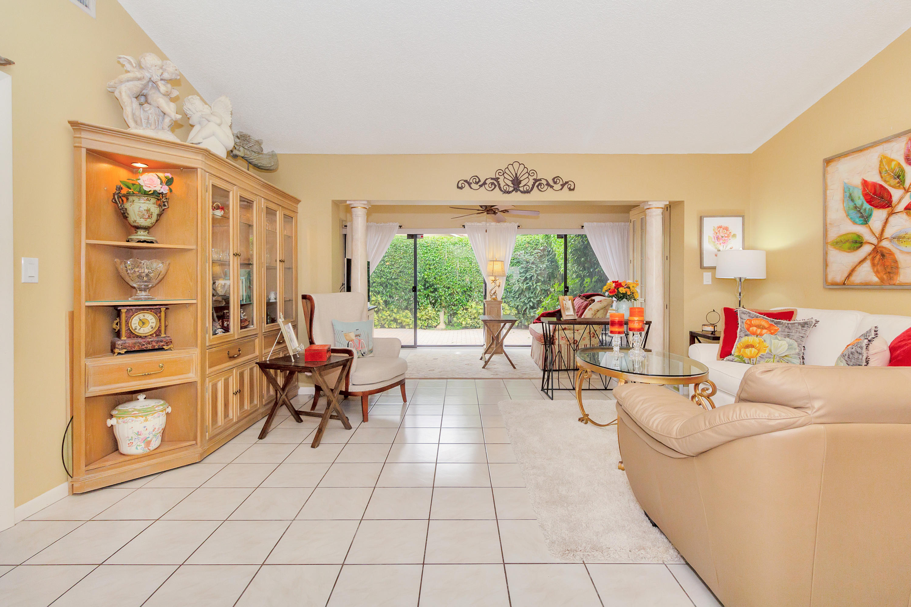 6937 Escobar Court Boca Raton, FL 33433 - Photo 6 of 22 Living & Family