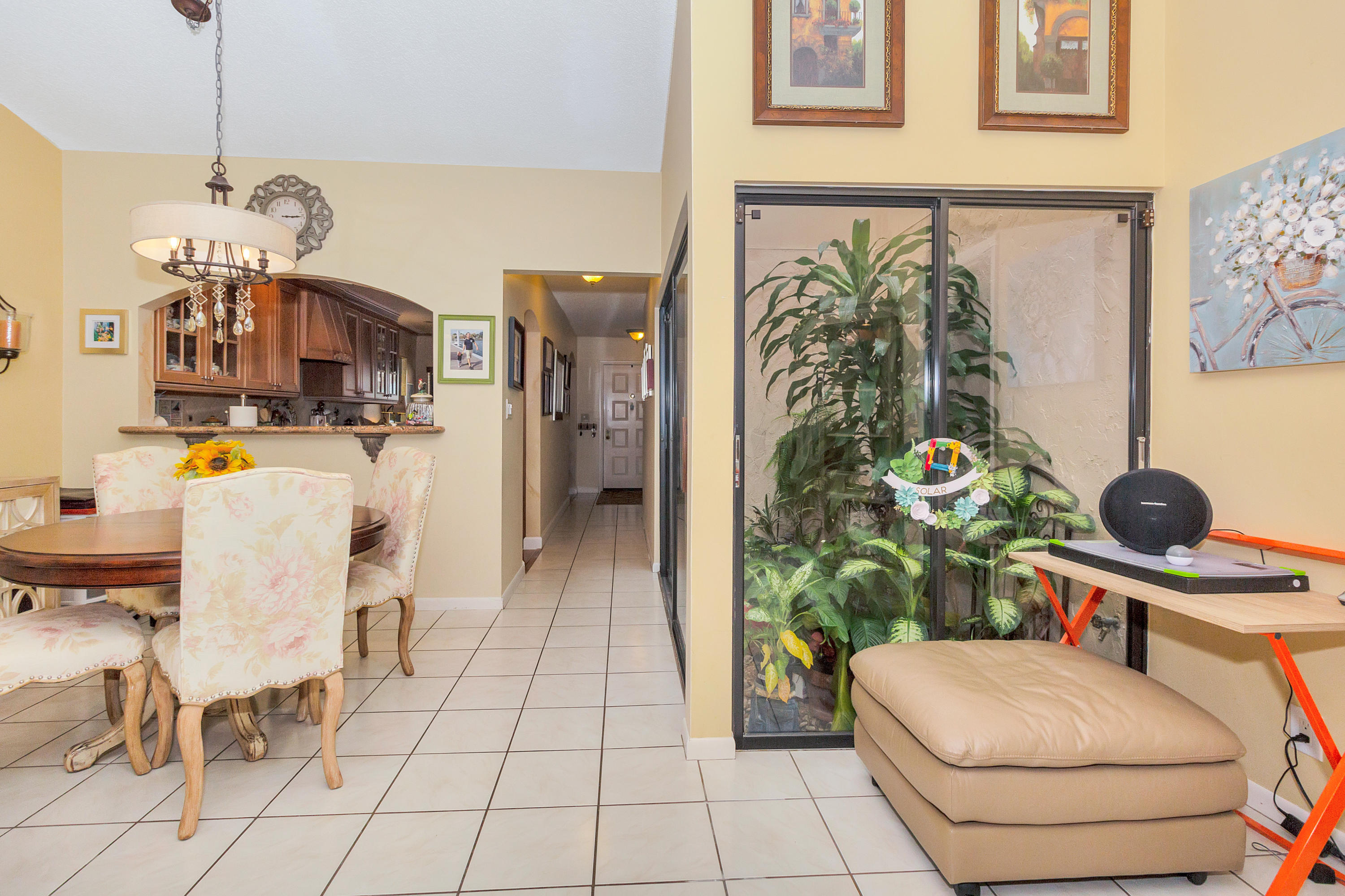 6937 Escobar Court Boca Raton, FL 33433 - Photo 7 of 22 Dining & Atrium