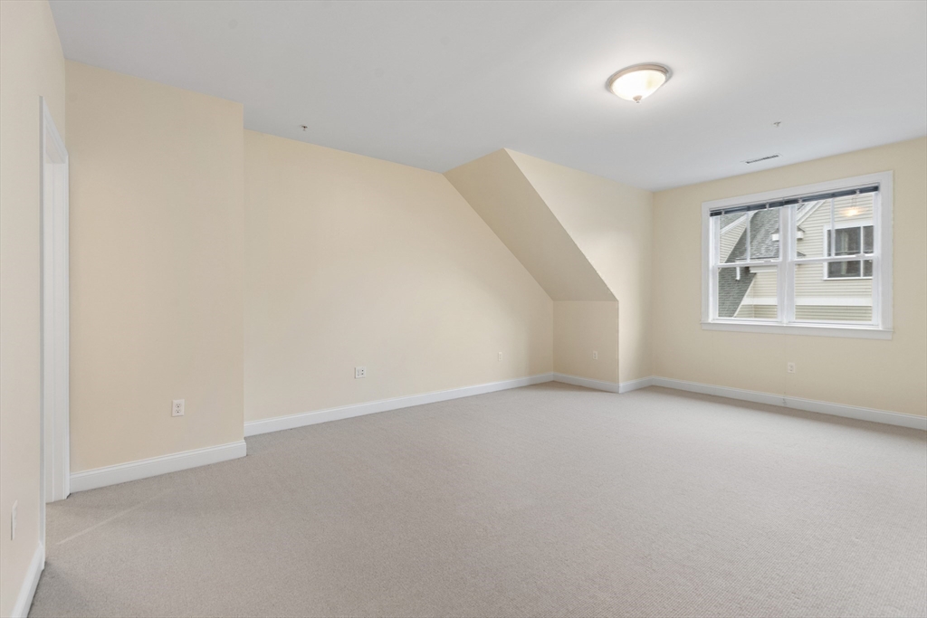38 Courtyard Place, Unit 38 Lexington, MA 02420 - Photo 15 of 23