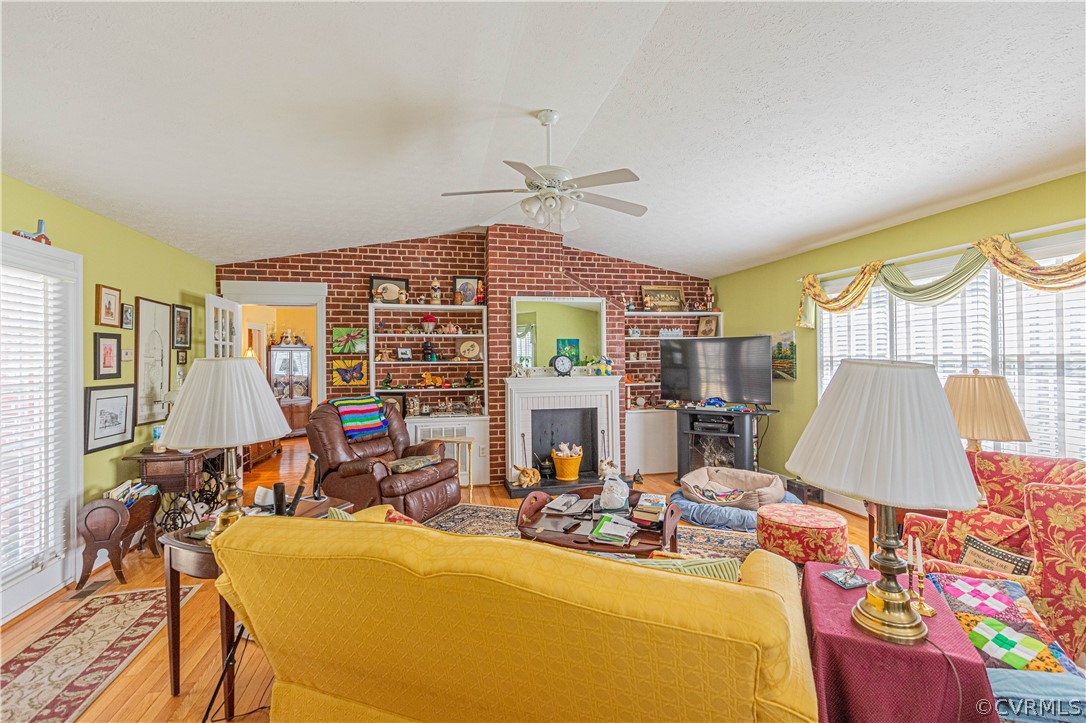 7589 Bell Creek Road Mechanicsville, VA 23111 - Photo 4 of 42