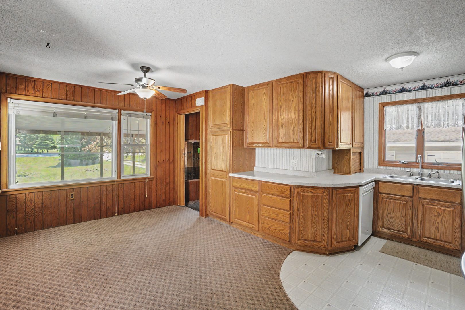 15660 Ebson Road Fulton, IL 61252 - Photo 11 of 27