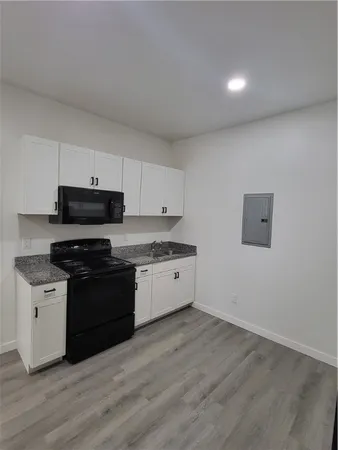$1,195 | 426 Carleta Street, Unit 6, Corpus Christi, TX 78418