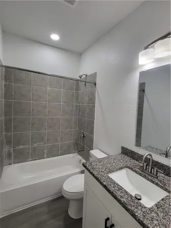 $1,195 | 426 Carleta Street, Unit 6, Corpus Christi, TX 78418