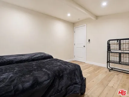$1,120,000 | 10341 Arminta Street, Sun Valley, CA 91352