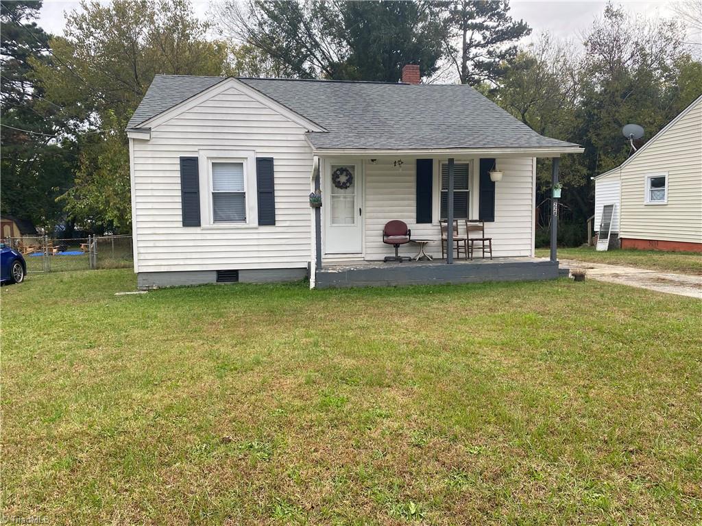 228 Friendly Avenue High Point, NC 27260 - Photo 3 of 12 Gallery Image 3