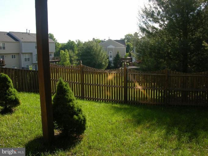 11101 Baskerville Road Reisterstown, MD 21136 - Photo 18 of 24 Back yard