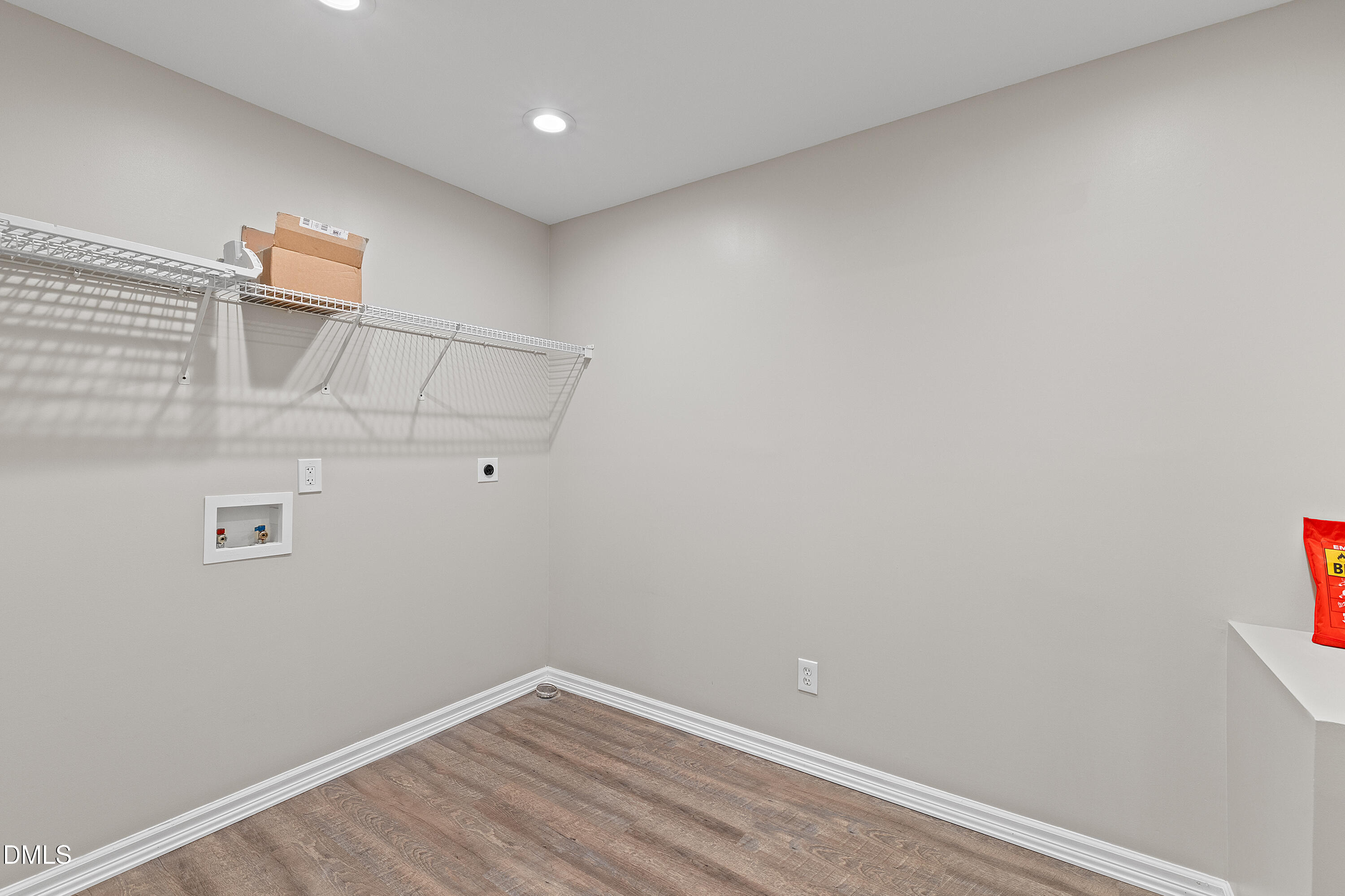 7119 Wexford Woods Trail Raleigh, NC 27613 - Photo 22 of 41 a view of an empty room