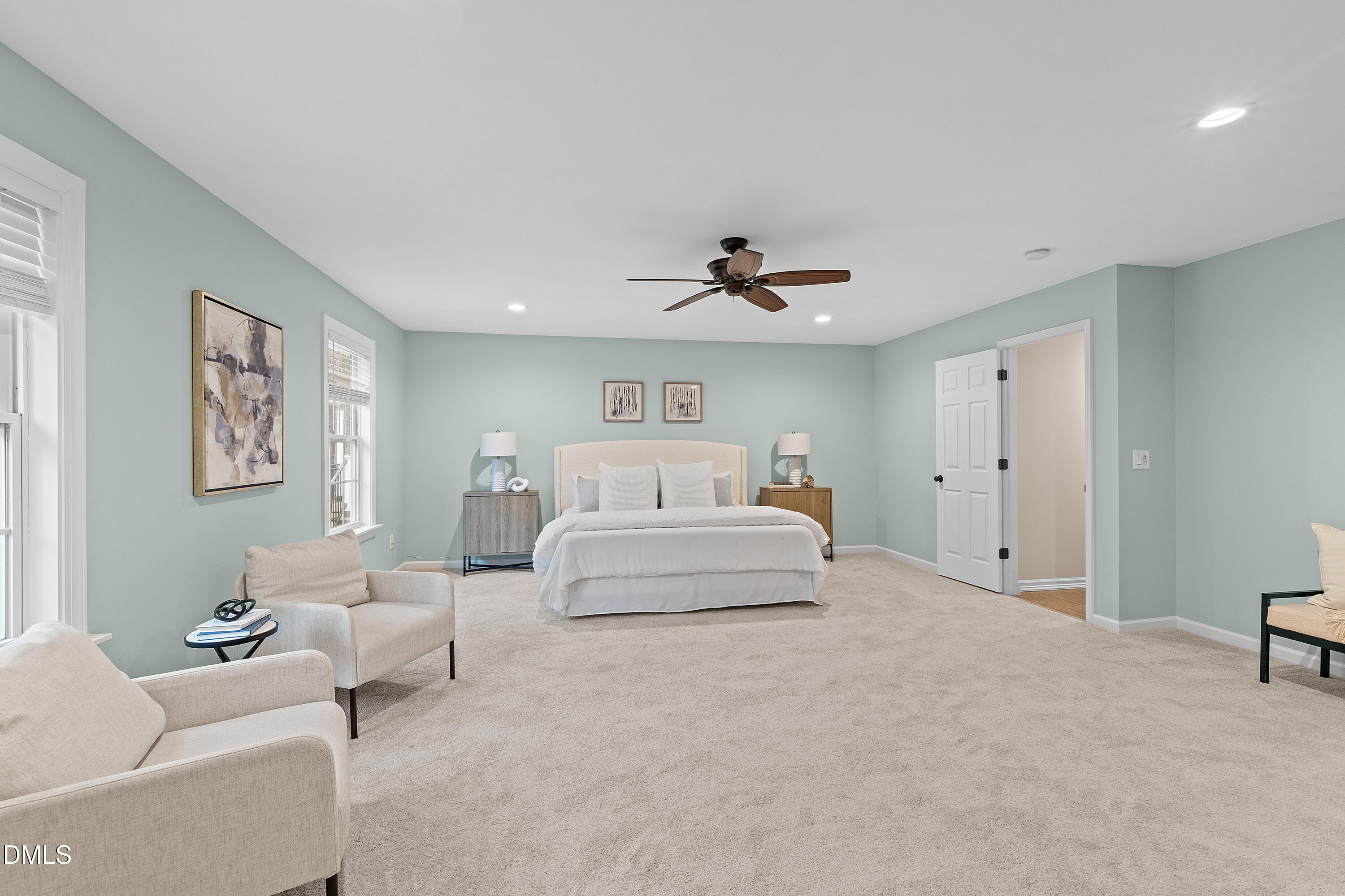 7119 Wexford Woods Trail Raleigh, NC 27613 - Photo 32 of 41 a living room with furniture