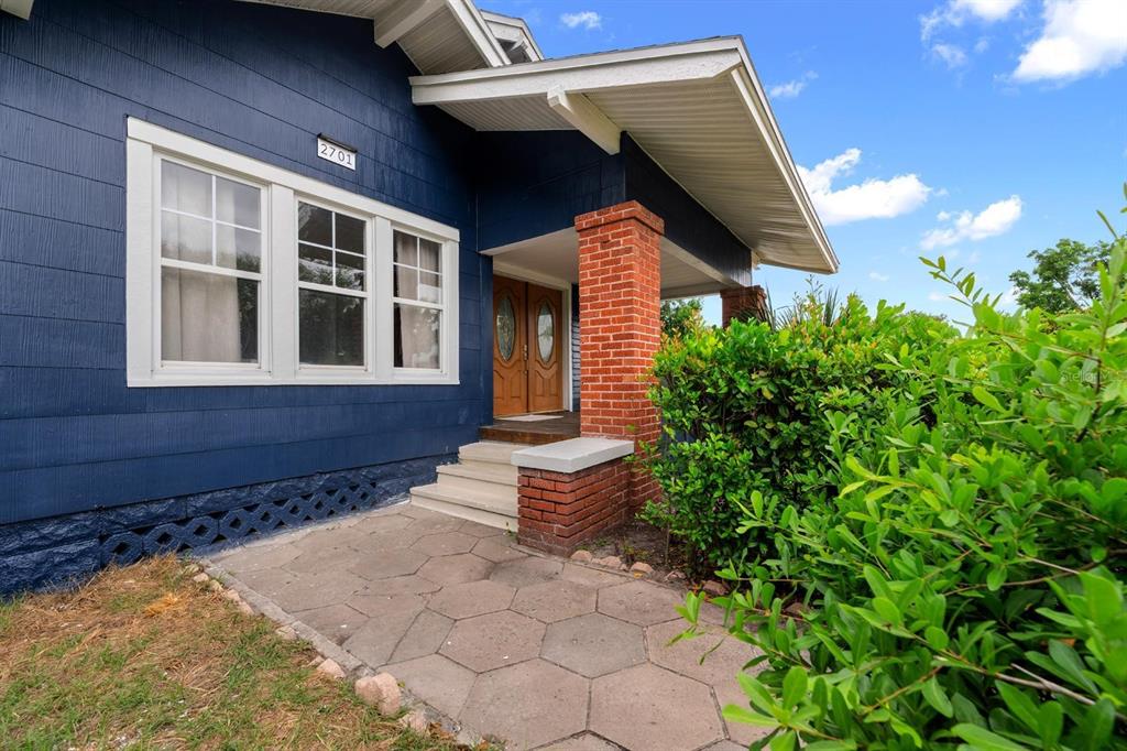 2701 4th Avenue North St. Petersburg, FL 33713 - Photo 2 of 28