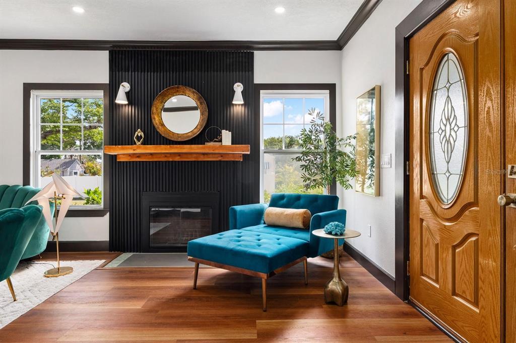 2701 4th Avenue North St. Petersburg, FL 33713 - Photo 4 of 28