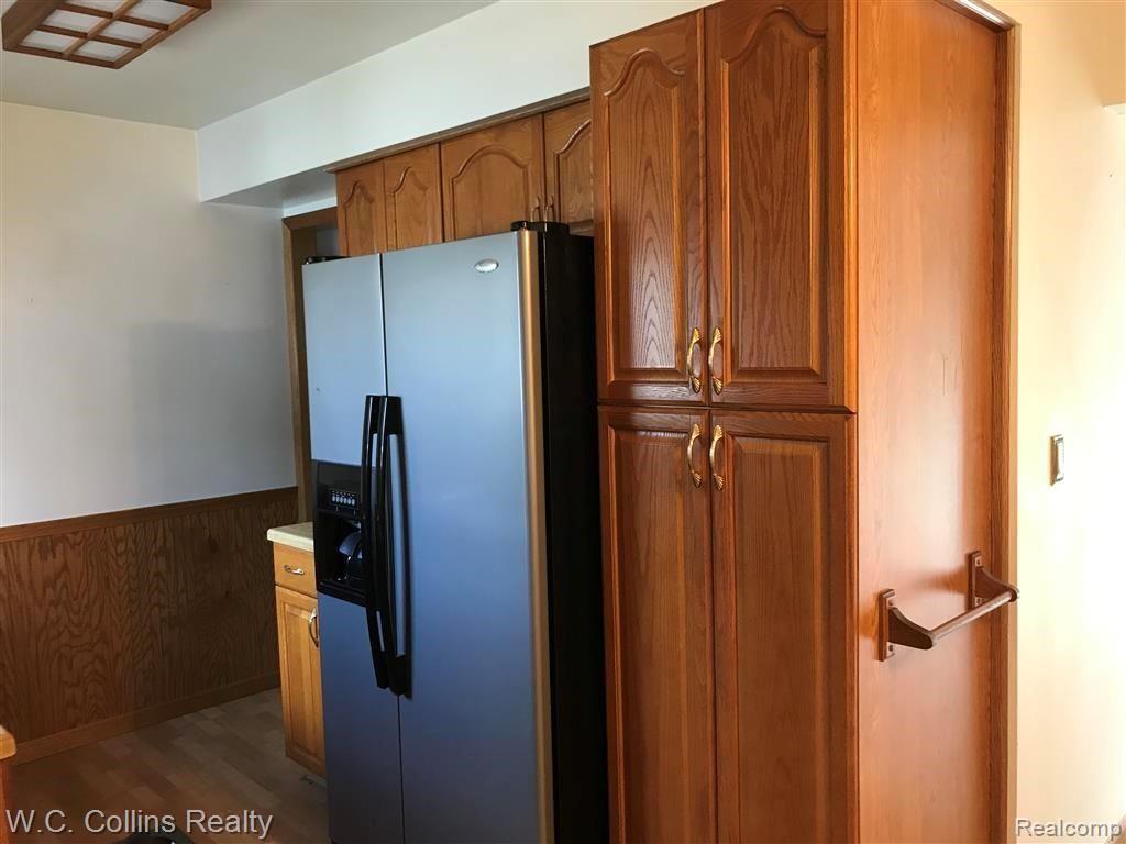31641 Hayes Road Warren, MI 48088 - Photo 11 of 22 2019-08-21 10.24