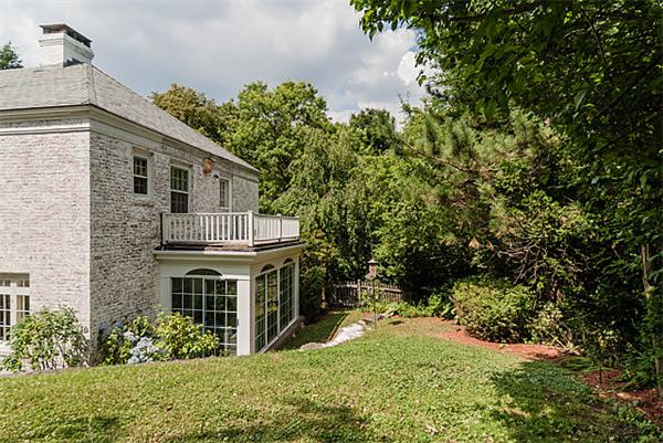 84 Alberta Road Brookline, MA 02467 - Photo 13 of 14 Gallery Image 13