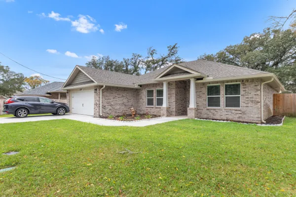 $3,200 | 1201 Forest Heights Road, Fort Walton Beach, FL 32547