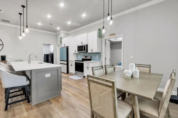 $3,200 | 1201 Forest Heights Road, Fort Walton Beach, FL 32547