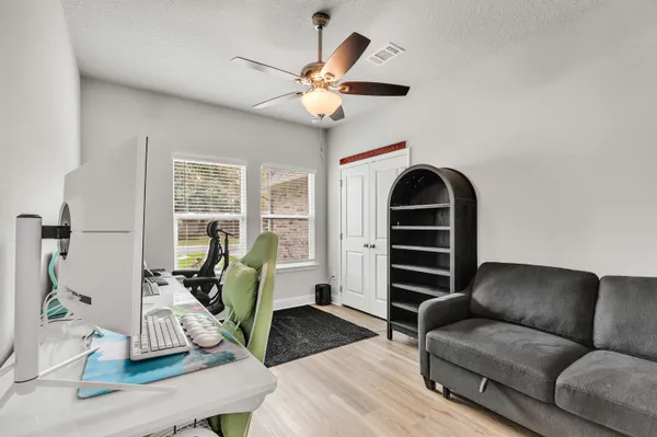 $3,200 | 1201 Forest Heights Road, Fort Walton Beach, FL 32547