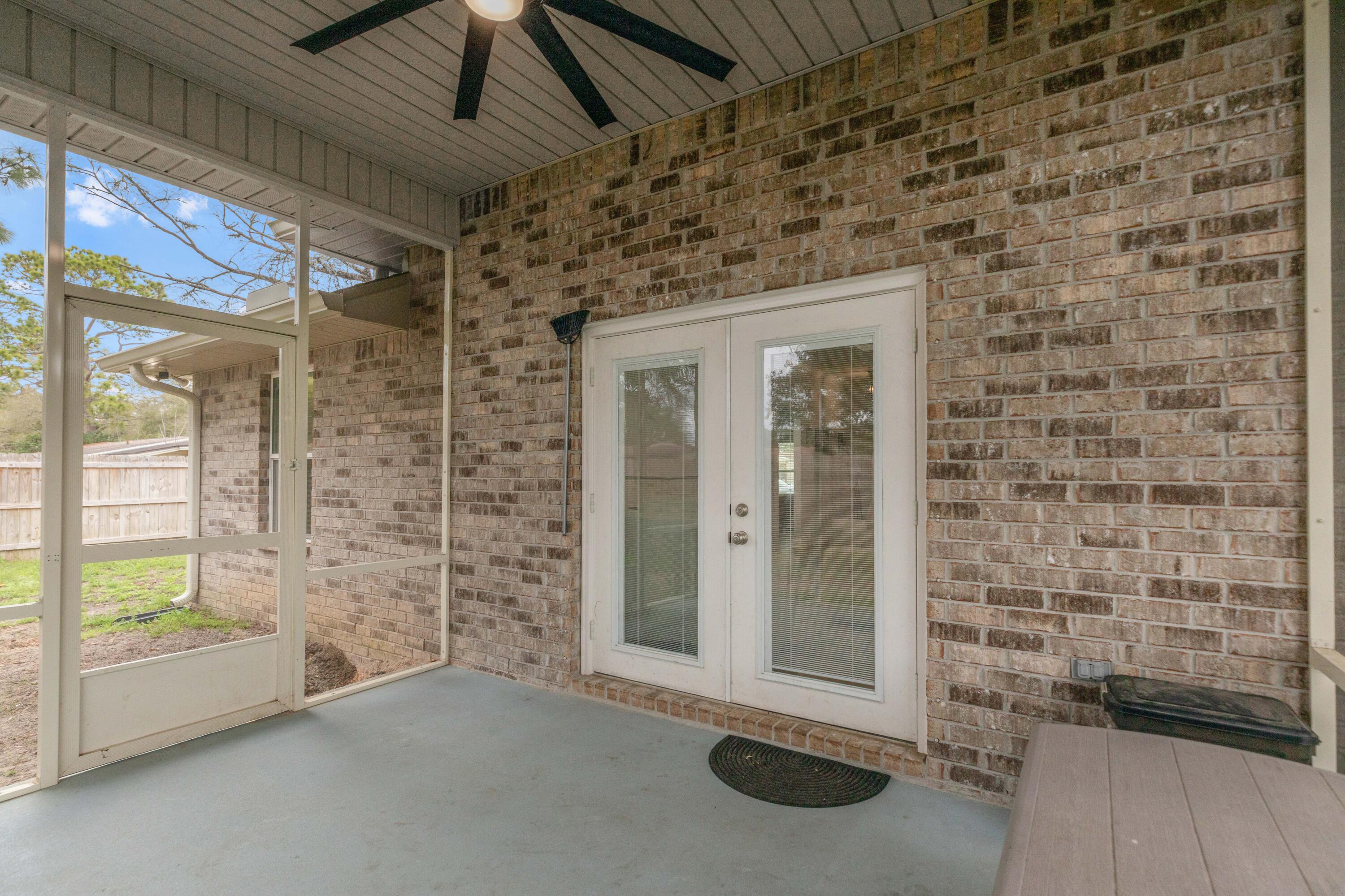 1201 Forest Heights Road Fort Walton Beach, FL 32547 - Photo 31 of 33 147A8686