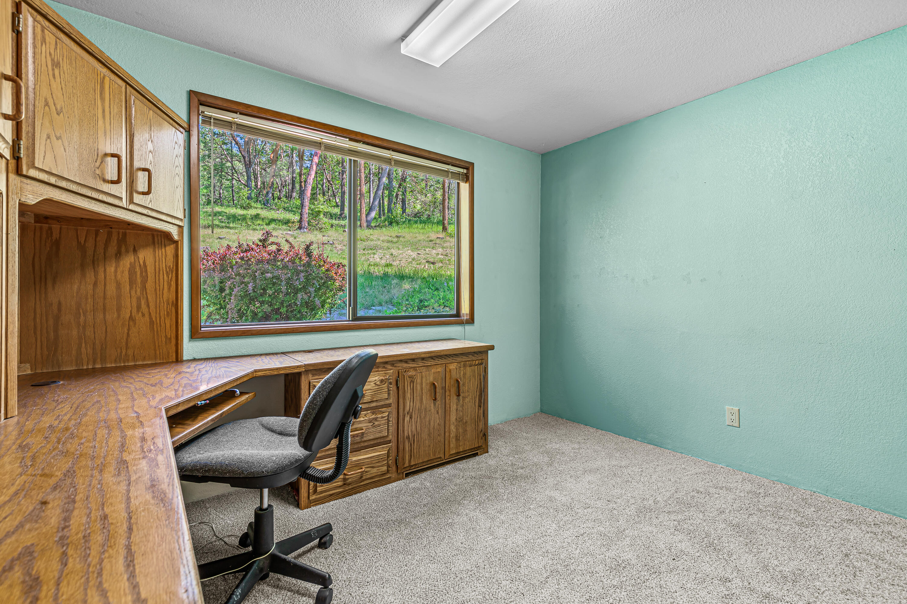 1306 Lewis Road Prospect, OR 97536 - Photo 20 of 66 9R9A9743