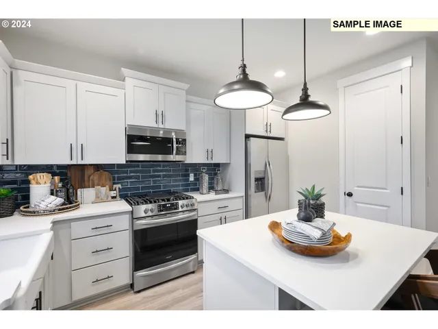 $684,960 | 17318 Southwest Atfalati Lane, Sherwood, OR 97140