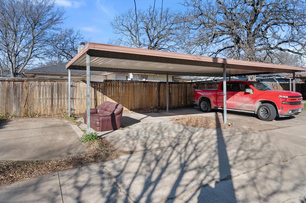 5821 Mansfield Road Arlington, TX 76017 - Photo 24 of 24 a view of outdoor space yard and deck