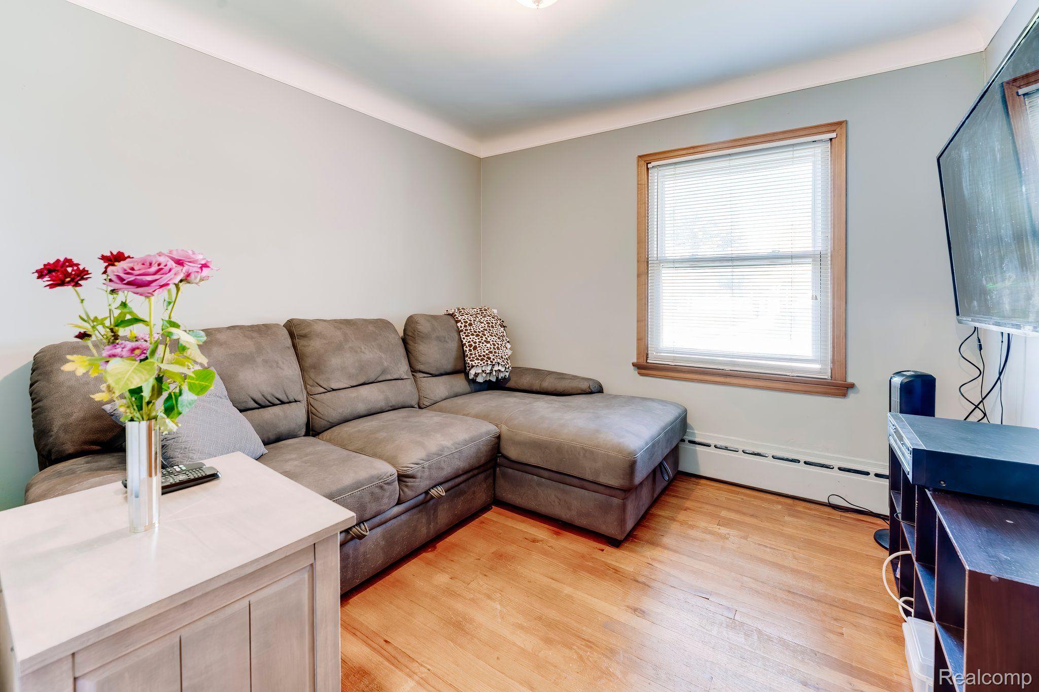8050 Racine Road Warren, MI 48093 - Photo 14 of 28 Gallery Image 14