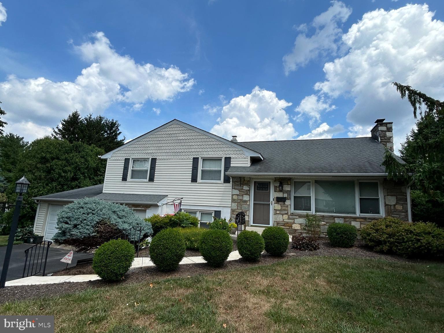 316 Mill Road Oreland, PA 19075 - Photo 1 of 36 Gallery Image 1