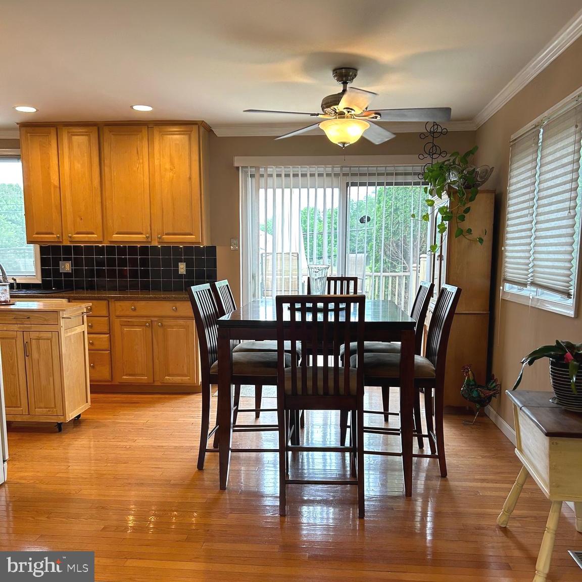 316 Mill Road Oreland, PA 19075 - Photo 10 of 36 Dining room