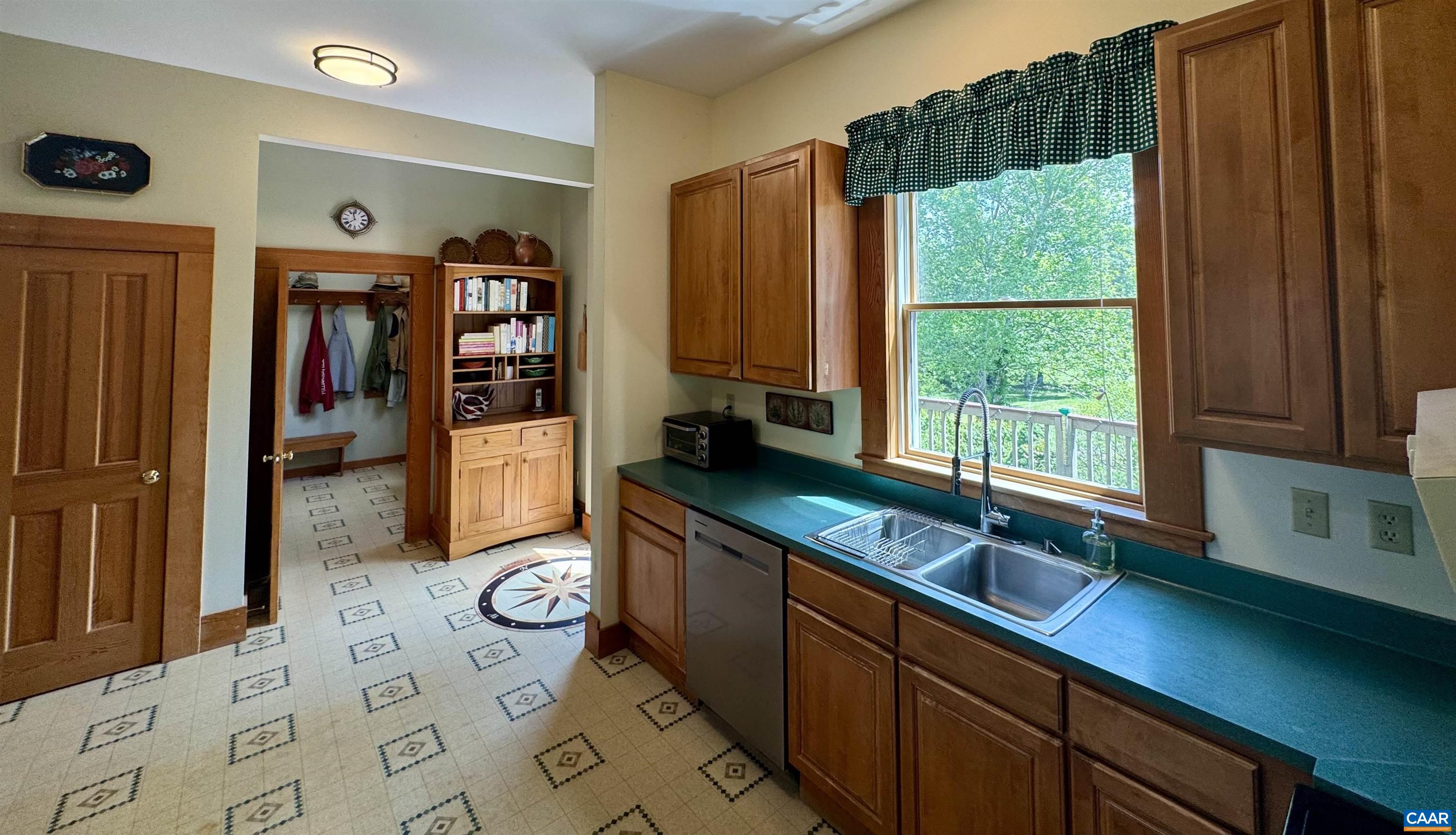 5362 Break Heart Road Crozet, VA 22932 - Photo 22 of 71