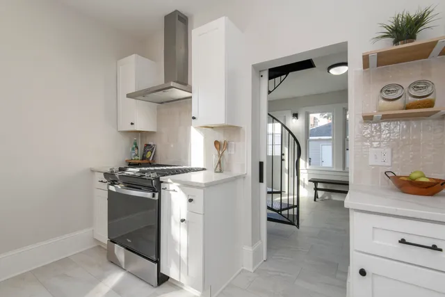 $429,900 | 2911 North Newhall Street, Milwaukee, WI 53211