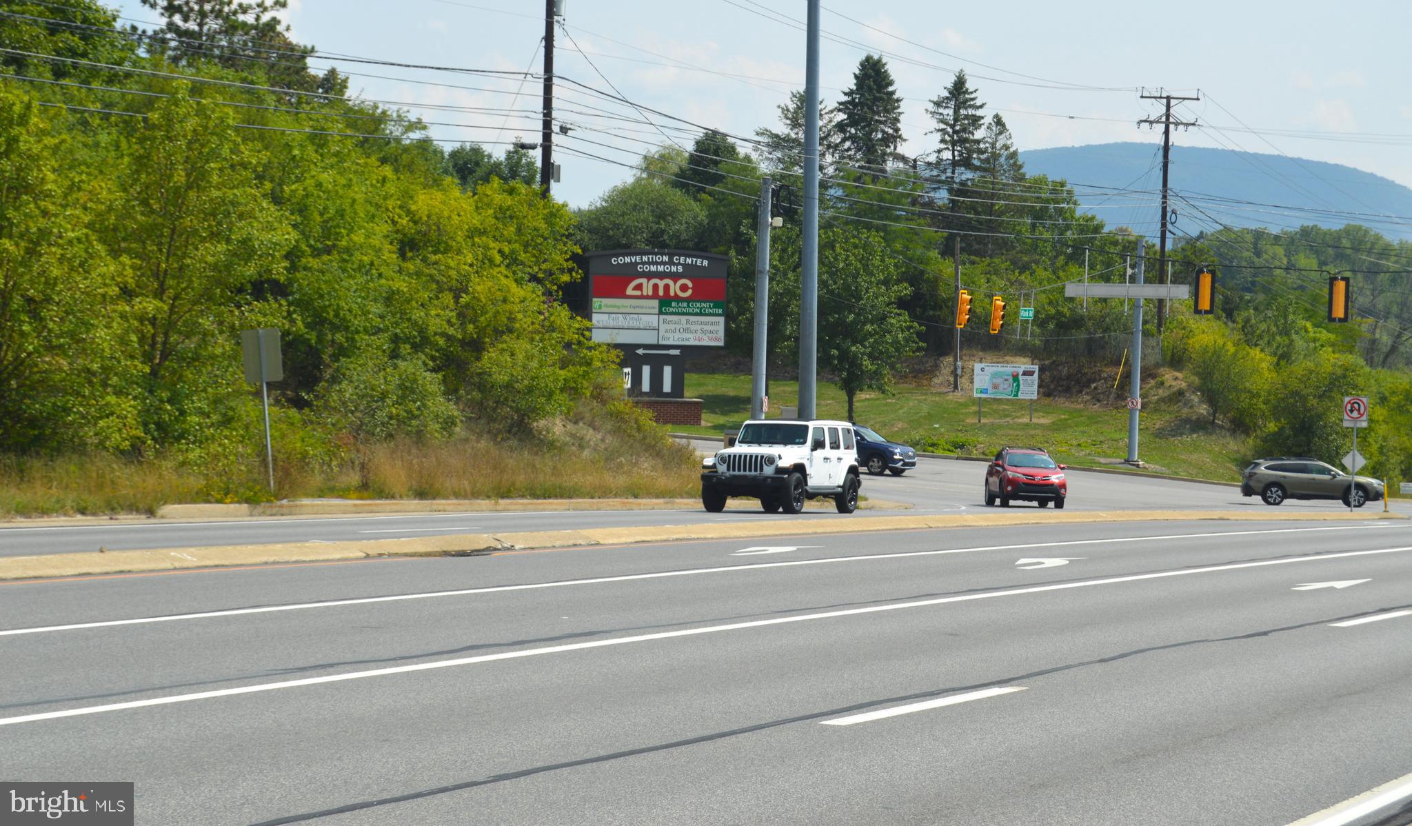 2411 Plank Road Duncansville, PA 16635 - Photo 10 of 22