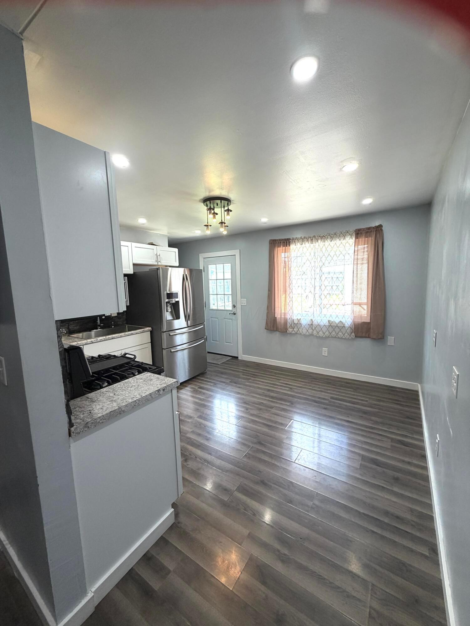 890 Bruckner Road Columbus, OH 43207 - Photo 5 of 15 IMG_7823